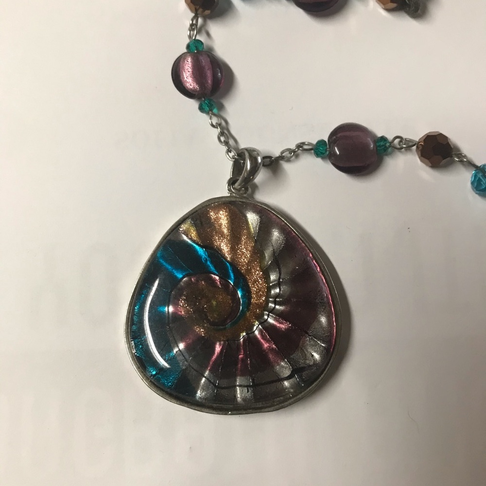 Very pretty necklace